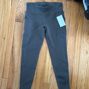 Athleta altitude Stash tight - polartec